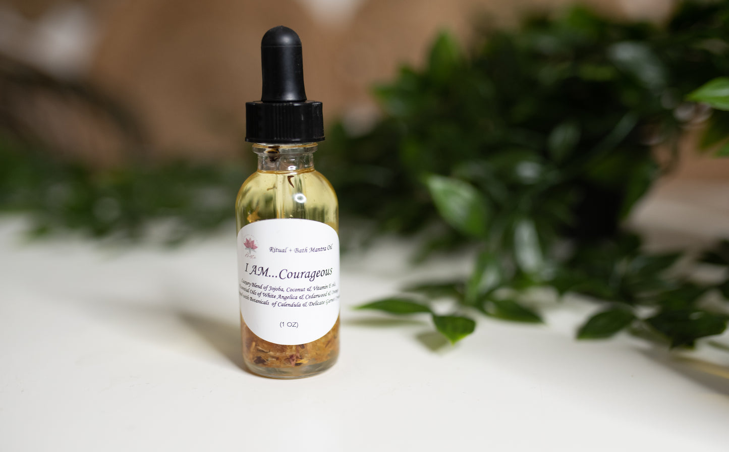 “I AM COURAGEOUS” MANTRA RITUAL OIL